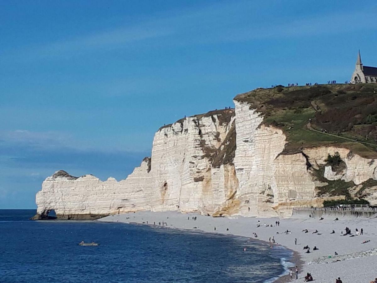 La Nouvelle Criqueboise Bed and Breakfast Criquebeuf-en-Caux Εξωτερικό φωτογραφία